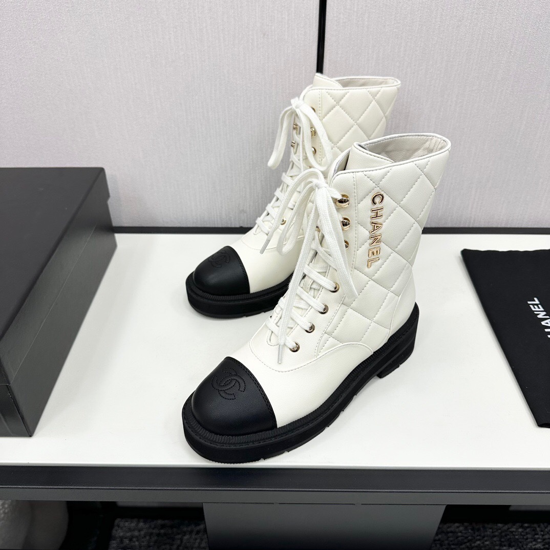 Chanel Fall/Winter Heavy-Duty Boots with Rubber Foam Sole - LY00380/LY00390