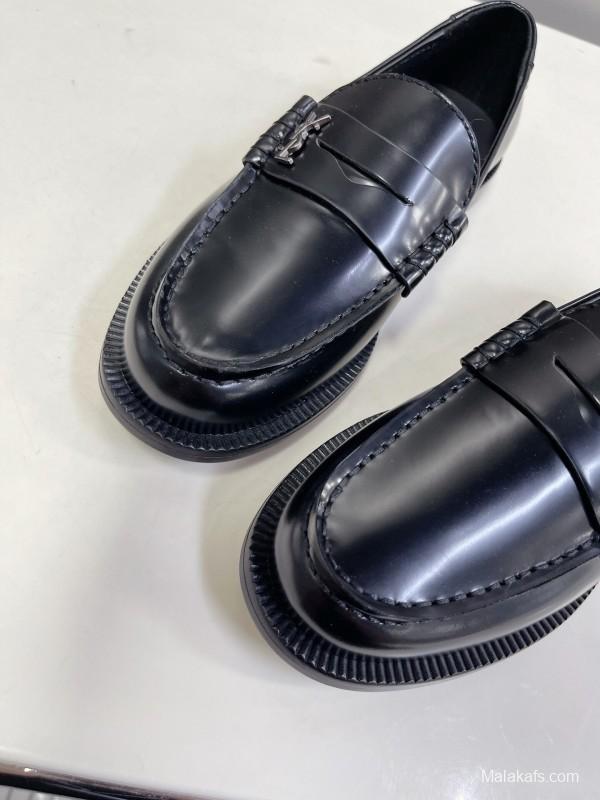 YSL Classic Loafer Flats - KFY00350