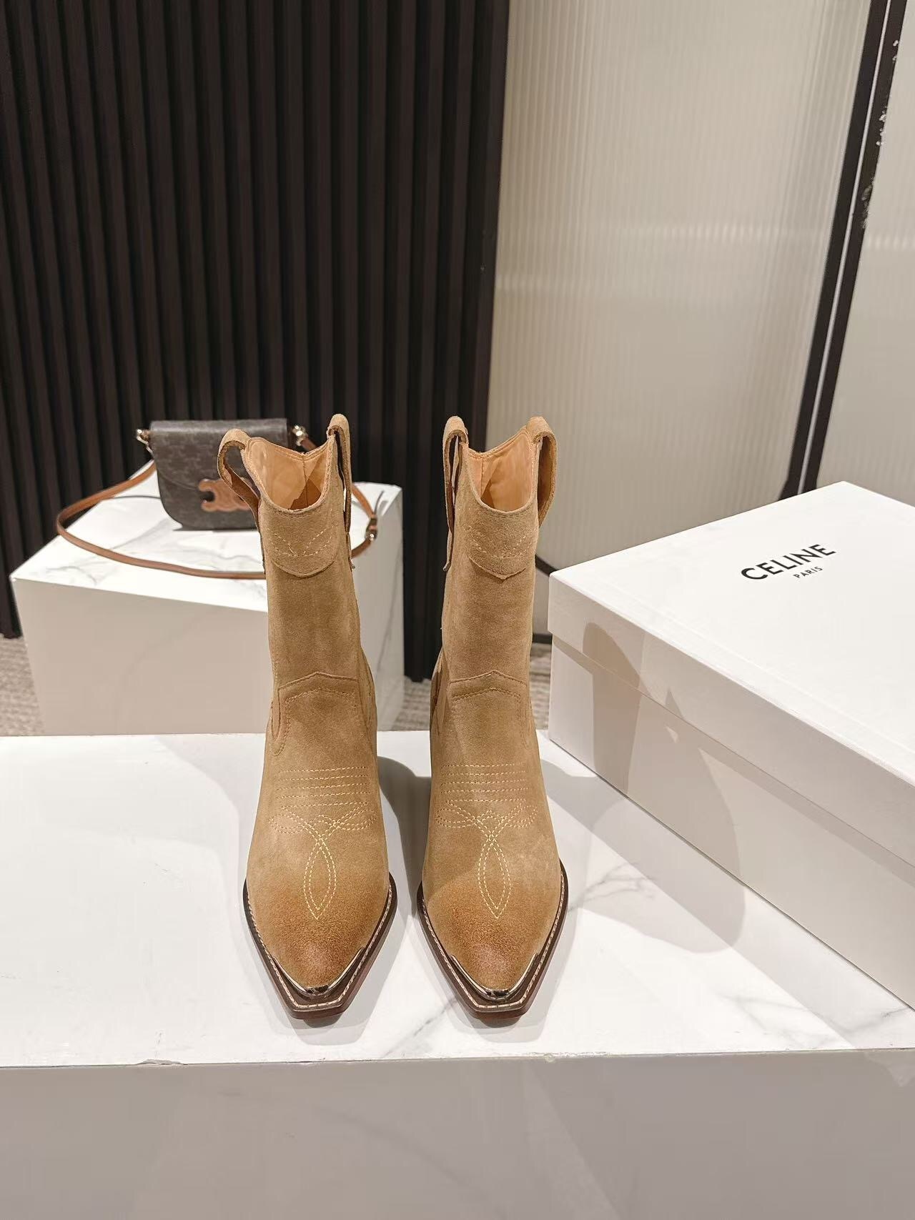 CELINE Fashion Boots 2025 SS Collection with Arch of Triumph Logo - LY00440