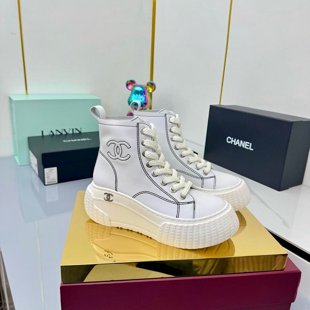 Chanel 2025 SS Short Boots Essential Fall Winter Fashion Item - LY00380