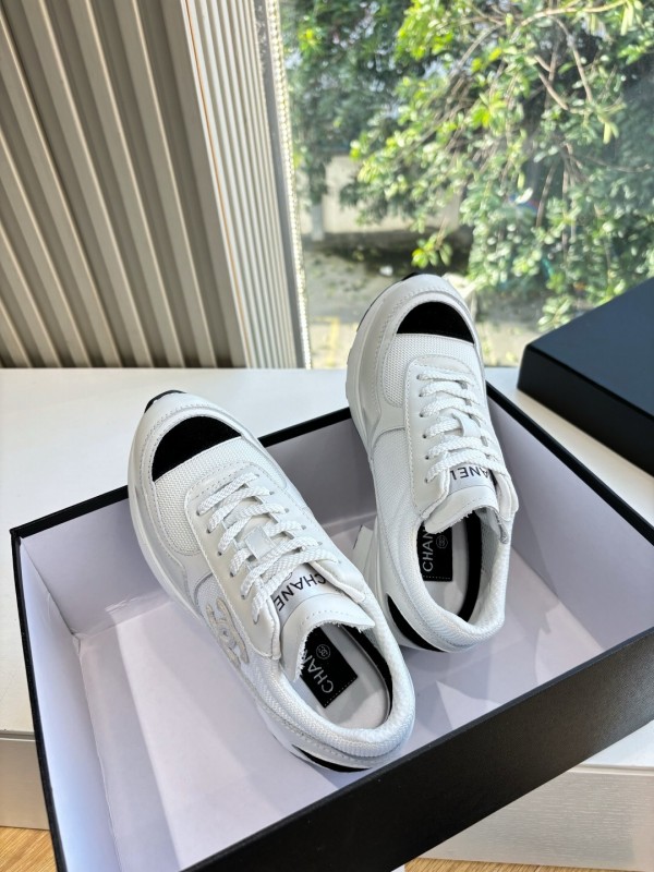 Chanel 2025 SS New Arrival High-Heel Two-Tone Casual Sneakers - KFY00320
