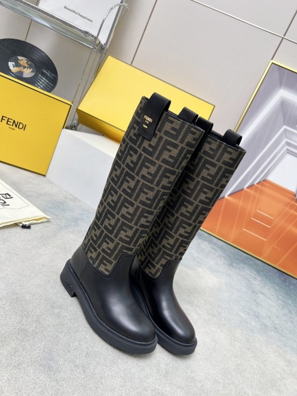 FENDI 2025/SS Fall Winter Monogram Platform High Boots - LY00400