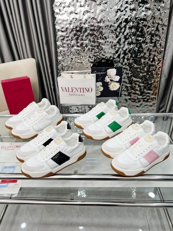Valentino Joie de Jouer Series Hook-and-Loop Platform Sneakers - AS00360