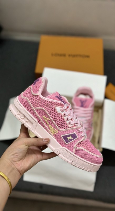 Louis Vuitton Runner Tatic Series Thick Sole Casual Sports Running Shoes