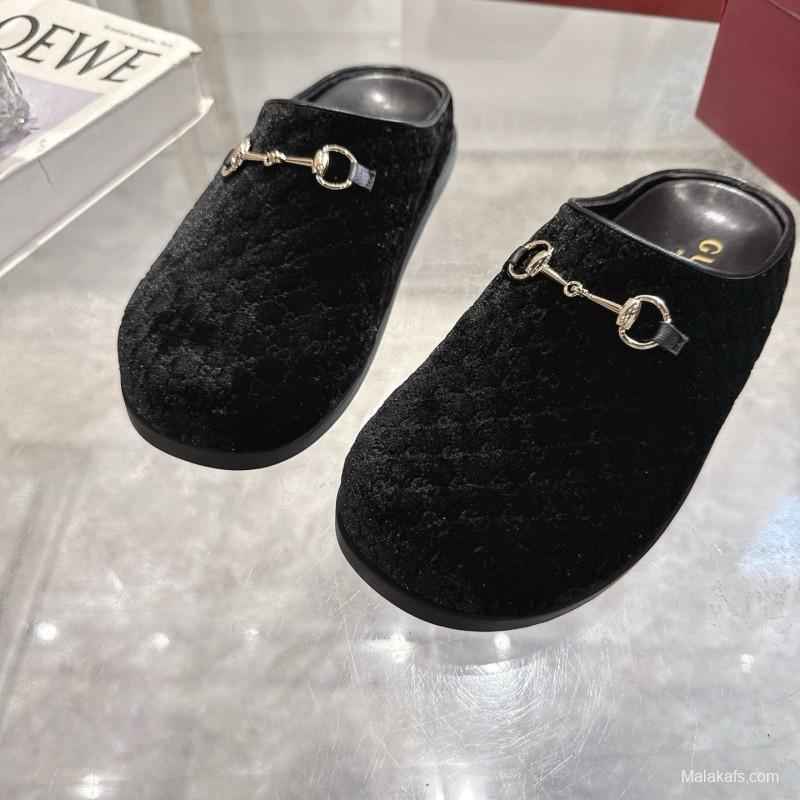 Gucci Women's Mule Shoes Velvet with Horsebit - LY00240