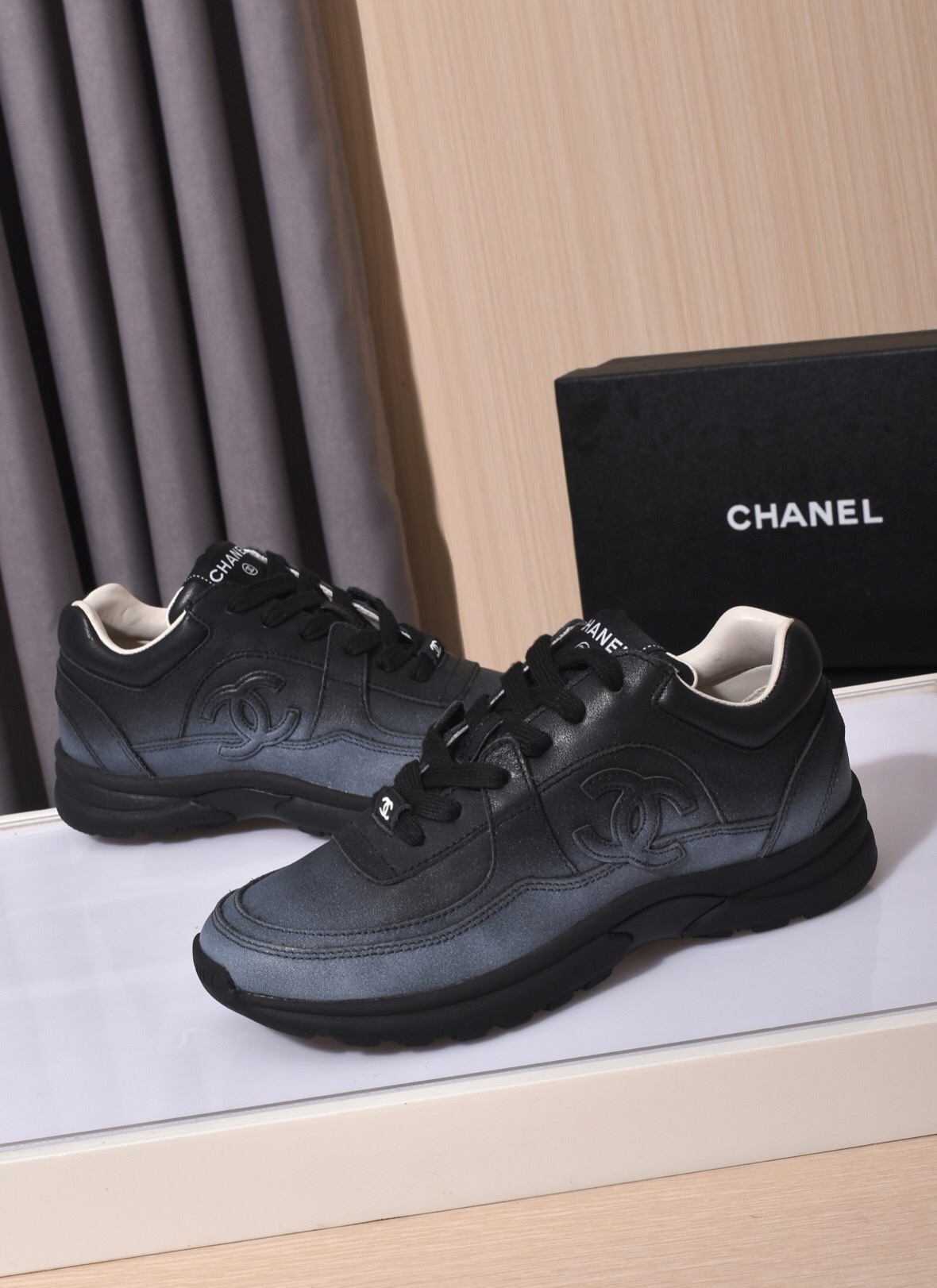 Chanel Loafers Classic Style 2025 SS Collection - KFY00350