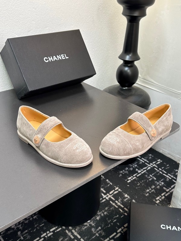 Chanel Quilted Design Slip-On Sandals - KFY00280