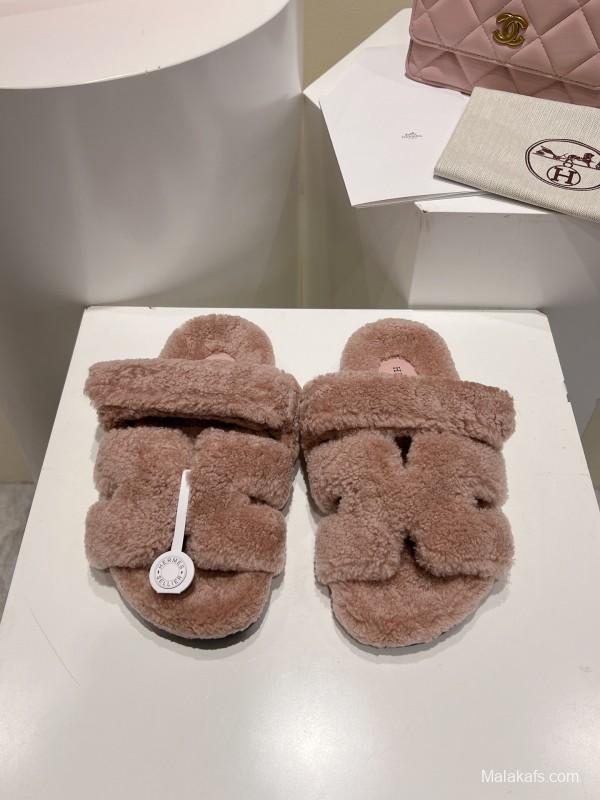 H Love Erjiu Full Wool Slippers with Slightly Curled Wool - LY00270