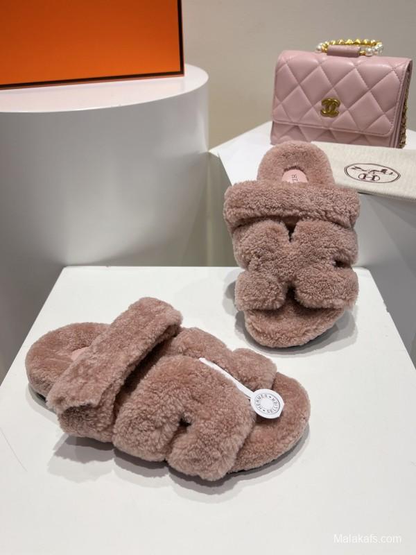 H Love Erjiu Full Wool Slippers with Slightly Curled Wool - LY00270