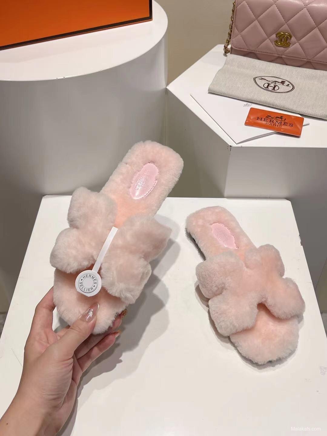 Hermès 2025 SS Love Slippers Flat Wool Slippers - LY00240