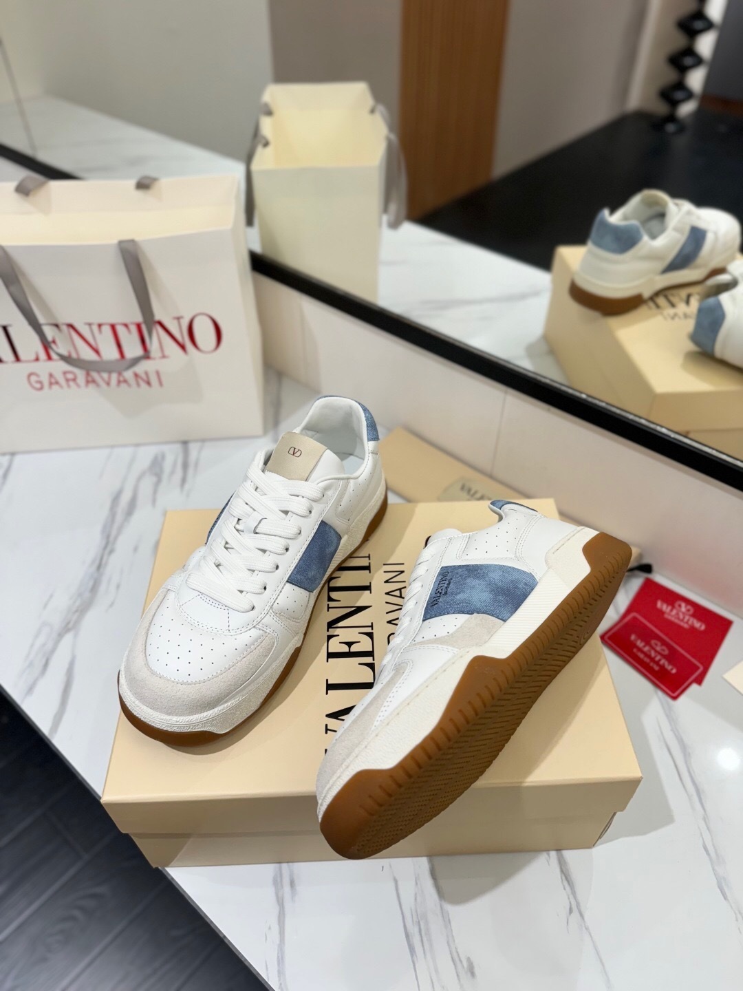 VALENTINO 2025 SS Casual Sneakers with Large V Velcro Strap - AS00370