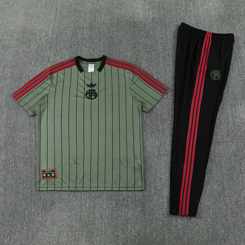 26/27 Bayern Dark Green Short Sleeve Tracksuit + Long Pants