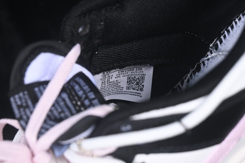 Nike SB Dunk Low Black Pink Strap Low-Top Skateboarding Shoes - CW1590-100