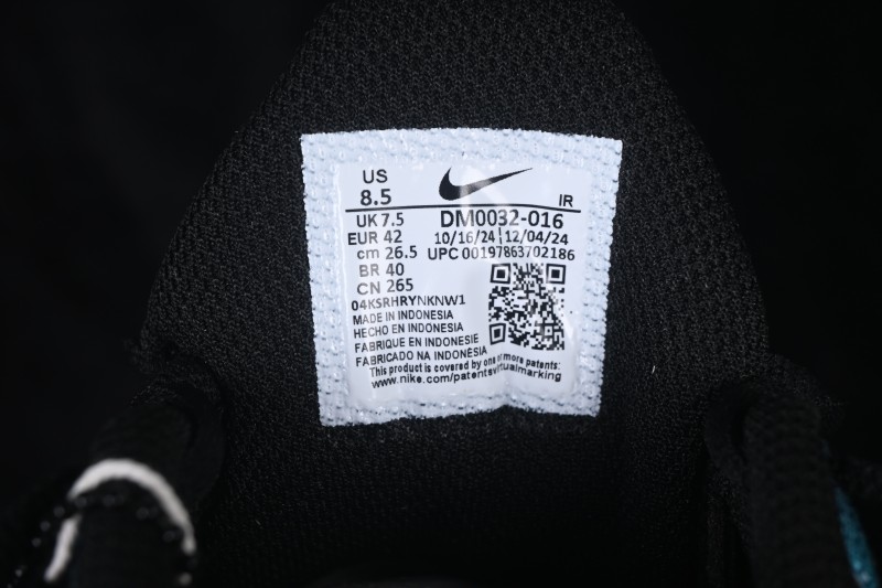 Nike Air Max Plus Retro Running Shoes with Tuned Air Cushioning - DM0032-016