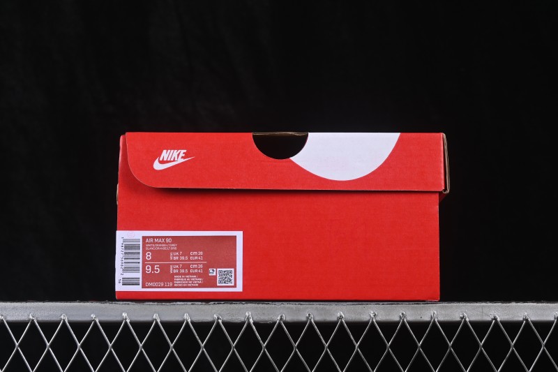 Nike Air Max 90 Retro Running Shoes with Visible Air Cushioning - DM0029-119