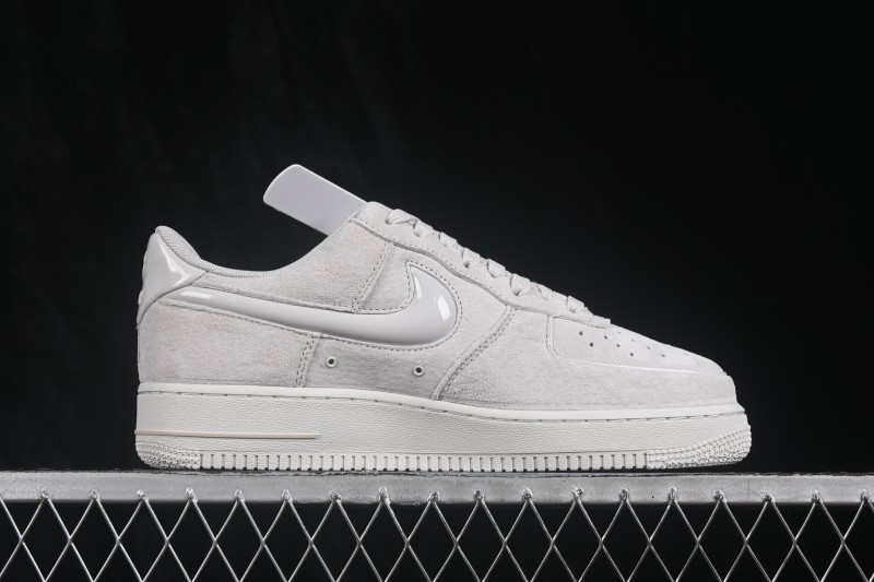 Nike Air Force 1 '07 Low Retro Basketball Shoes with Classic Leather Upper - HV4406-001