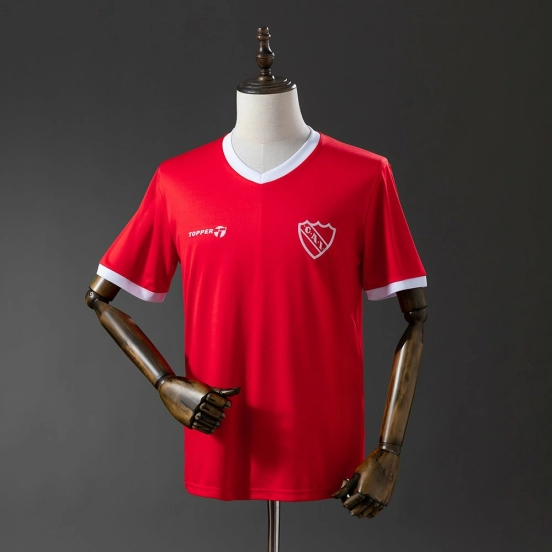 Independiente 82/85 Home Retro